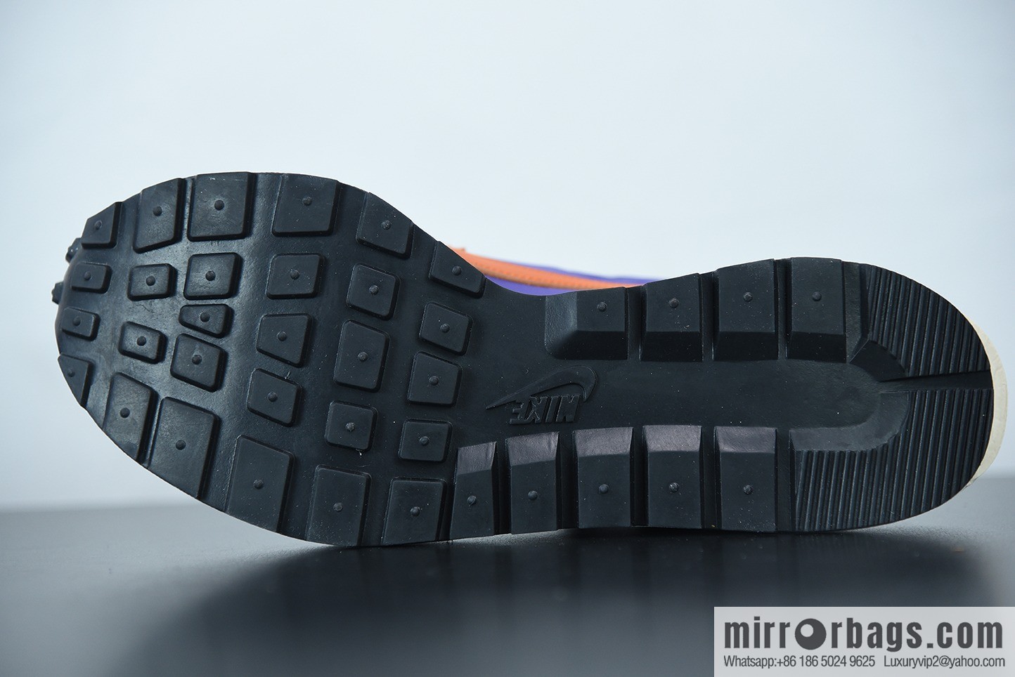 Sacai X NK Vaporwaffle third generation 3.0 catwalk, heavy joint cooperation sports running shoes, item number: DD1875-200