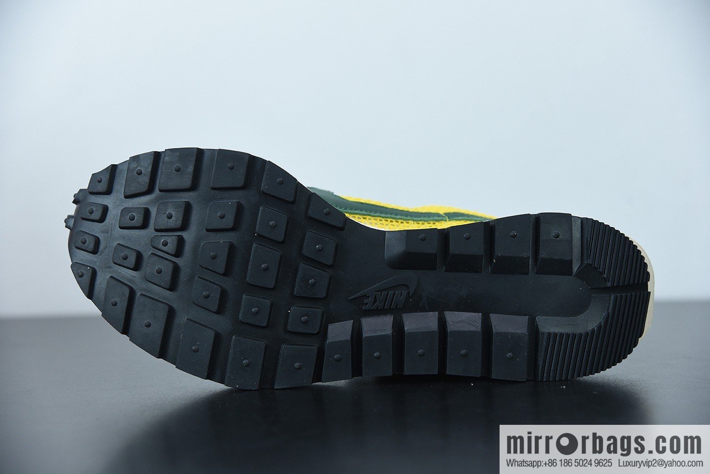 D03G4 pure original Sacai X NIKe regasus vaporrly SP waffle third generation 3.0 catwalk sports running shoes, item number: CV1363 700