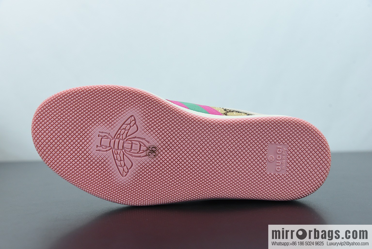 Gucci 2022 early spring the latest rhinestone models Distressed Screener sneakers Gucci small dirty shoes