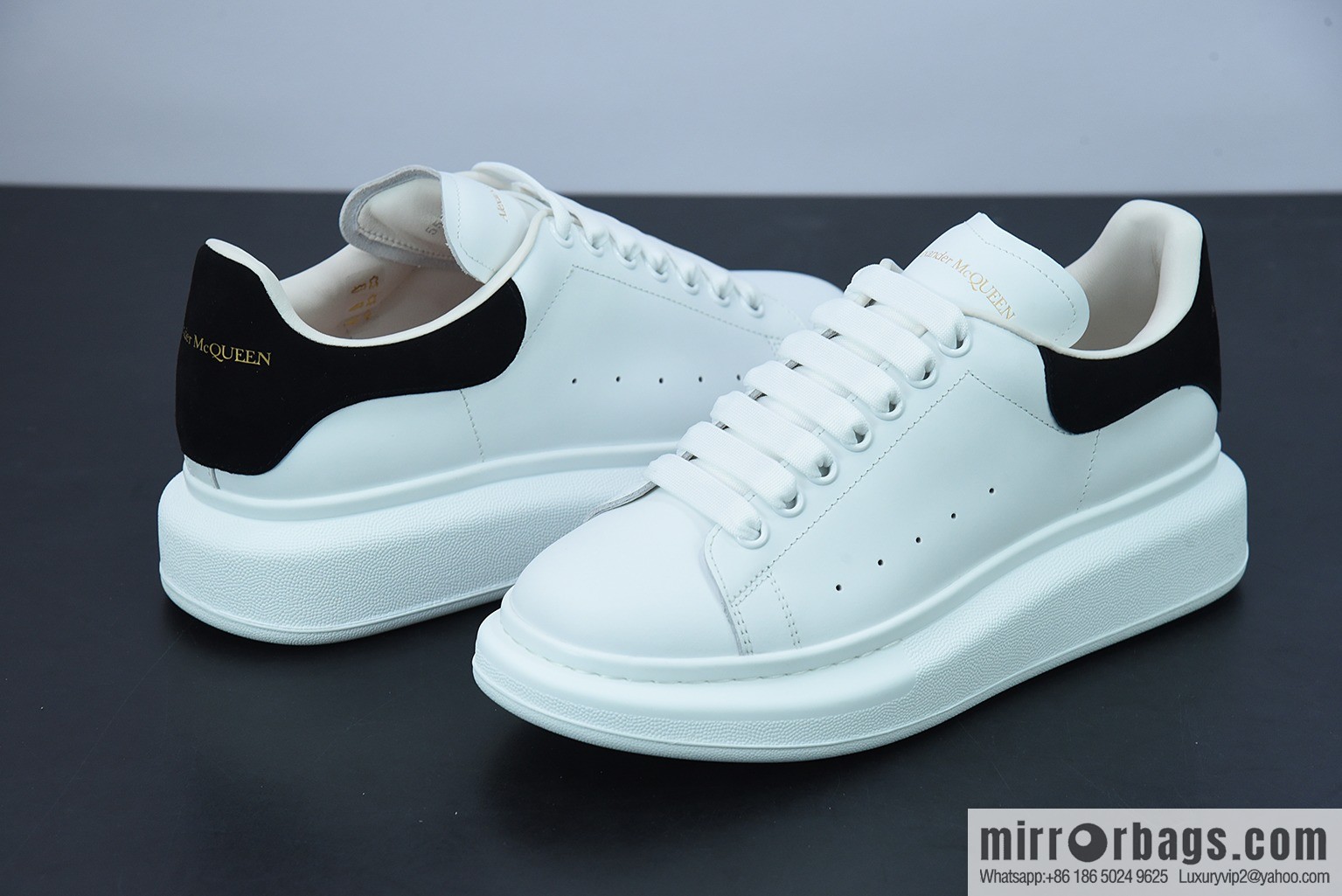 Alexander McQueen/Alexander McQueen, black leather tail muffin shoes, thick sole heightening white shoes 0Y3H6