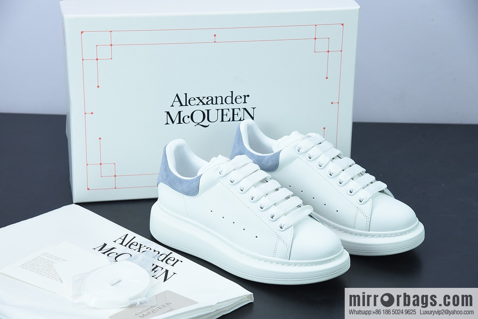 Alexander McQueen/Alexander McQueen, haze blue tail muffin shoes, thick sole heightening white shoes 0Y7H4