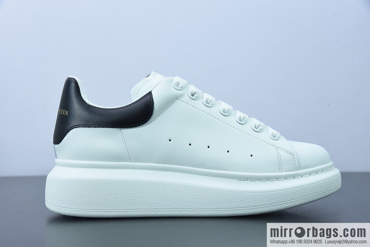 Alexander McQueen/Alexander McQueen, black leather tail muffin shoes, thick sole heightening white shoes 0Y7H4