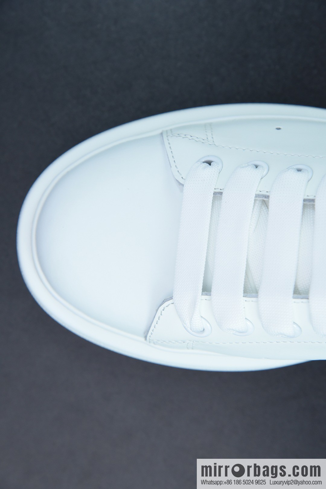 Alexander McQueen/Alexander McQueen, black leather tail muffin shoes, thick sole heightening white shoes 0Y7H4