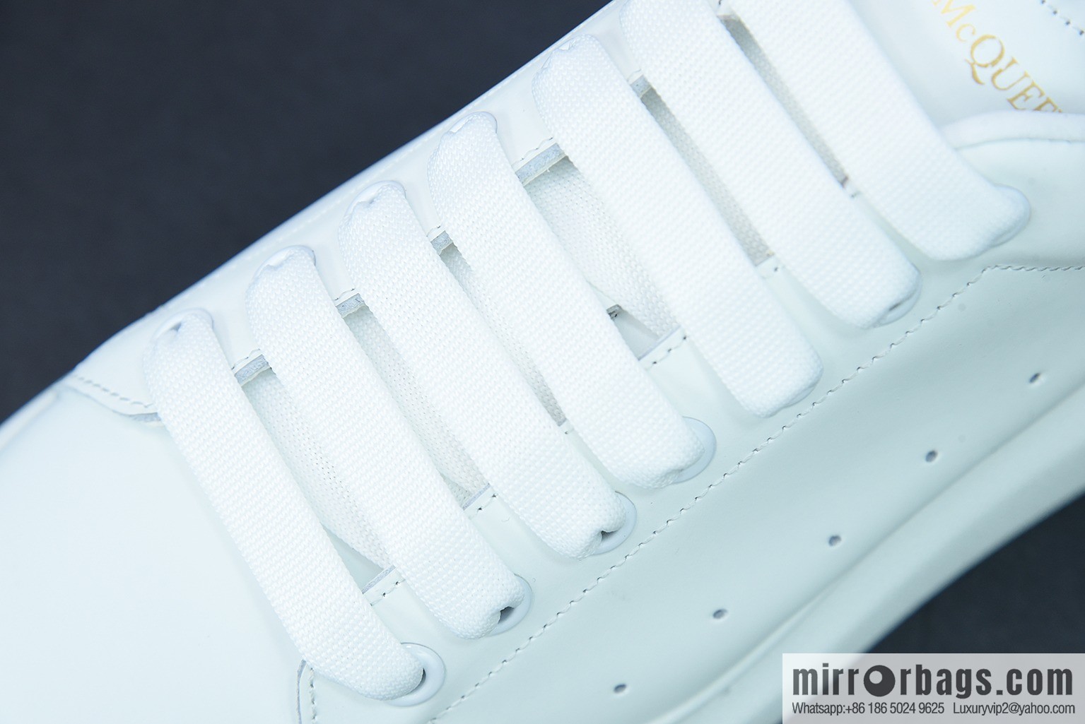 Alexander McQueen/Alexander McQueen, black leather tail muffin shoes, thick sole heightening white shoes 0Y7H4