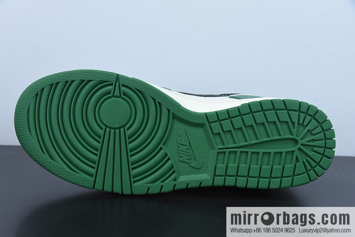 H03N4 Nike SB Dunk Low black hook, green and white low-top sports running shoes SKU: DR9654-100