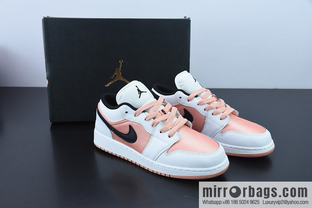 Air Jordan 1 Low white powder black aj1 low help series item number: DM8960-801