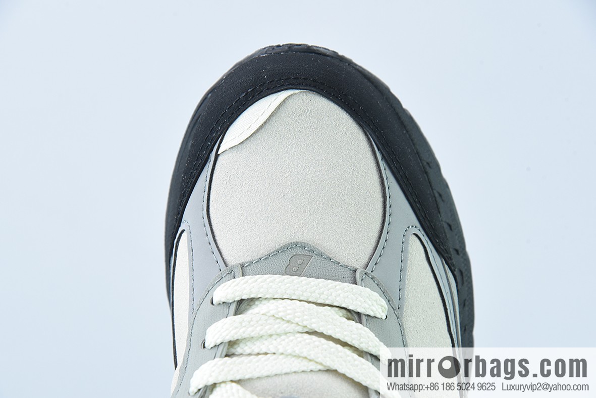 New Balance ML2002 Series Vintage Daddy Style Unisex Casual Shoes Couple Versatile Jogging Shoes Sports Men's Shoes Women's Shoes ML2002RBA