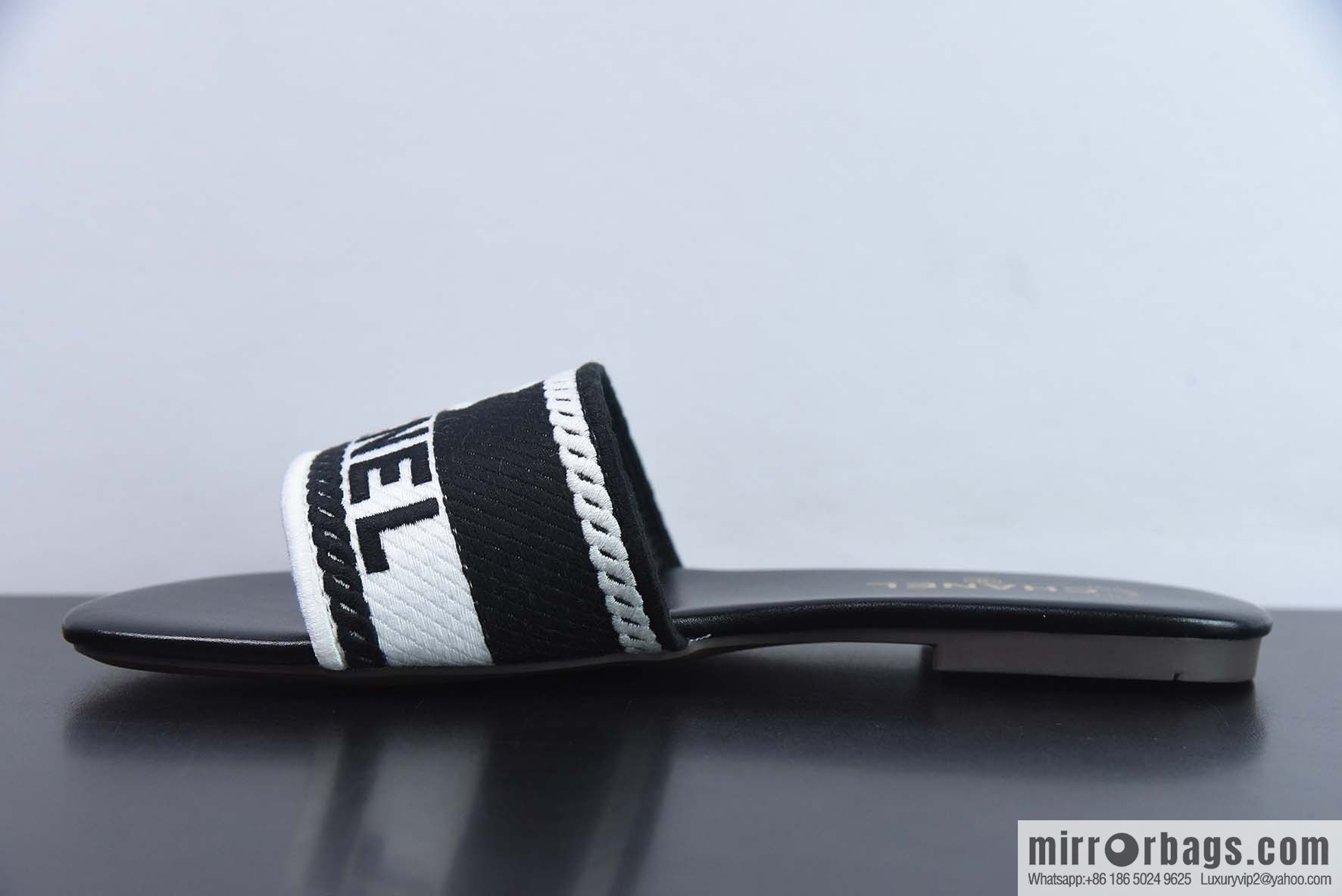 Chanel Chanel 2023 new embroidery slippers