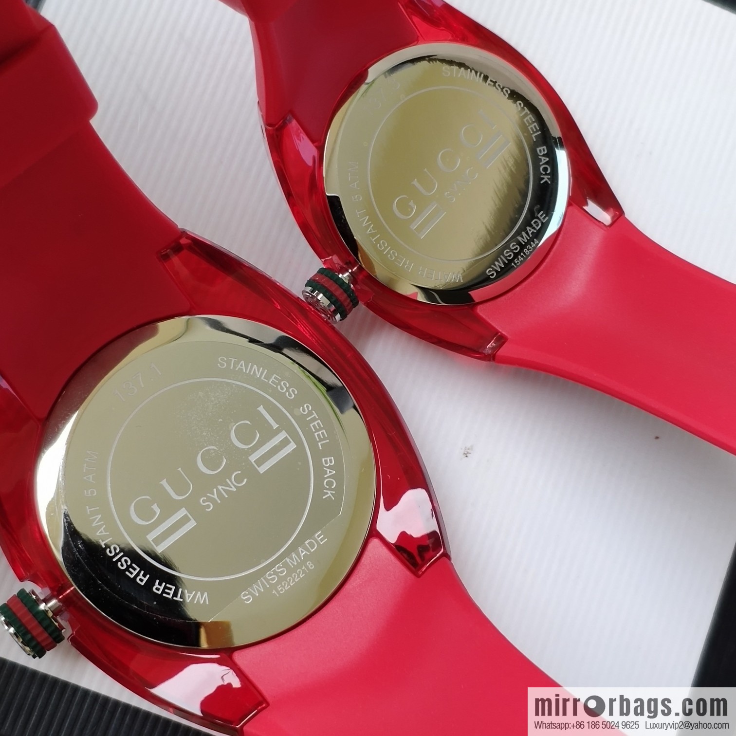 Gucci SYNC couple transparent quartz watch