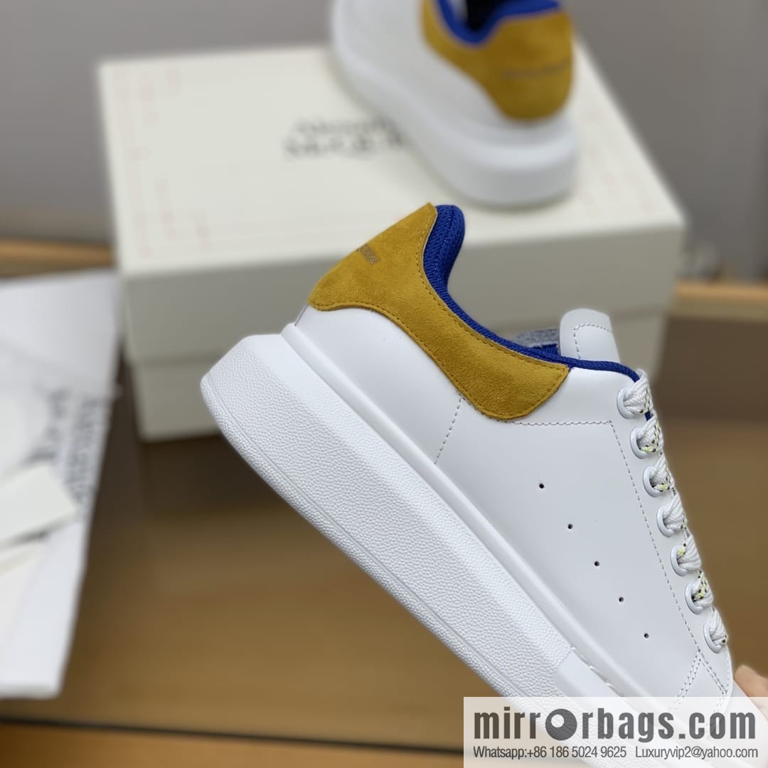 Alexander McQueen, Unisex sneakers made of calfskin