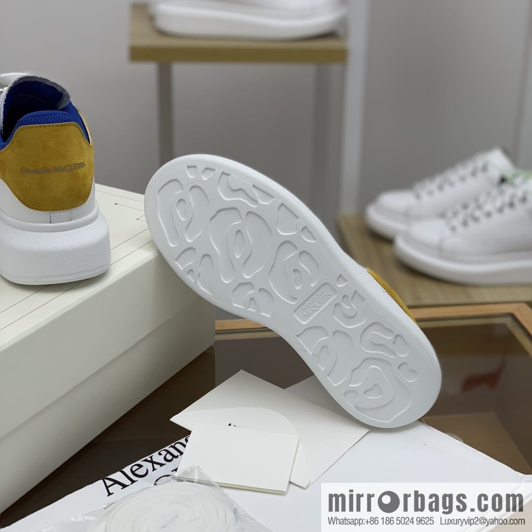 Alexander McQueen, Unisex sneakers made of calfskin