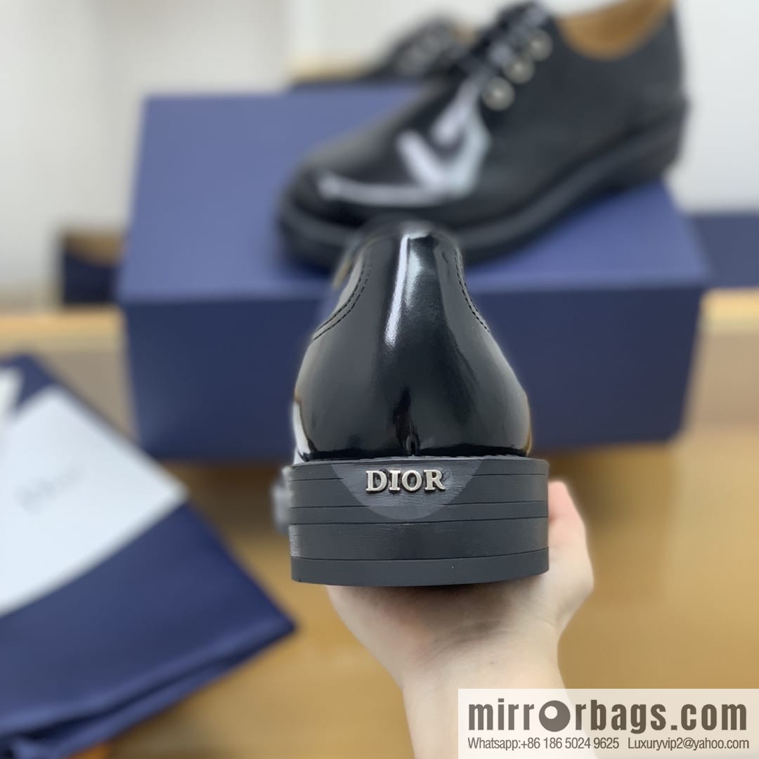 Dior selected leather made men's derby shoes