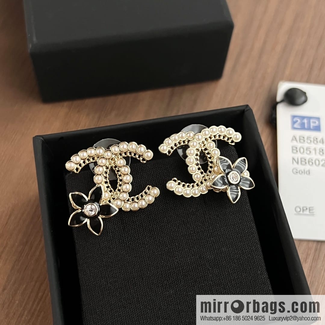 New Chanel c1 double c pearl black camellia stud earrings