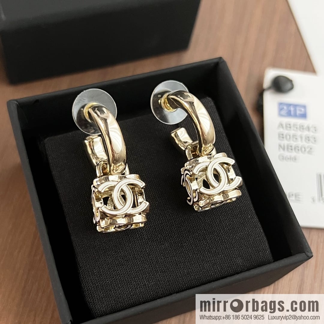 New Chanel c2 double c square stud earrings