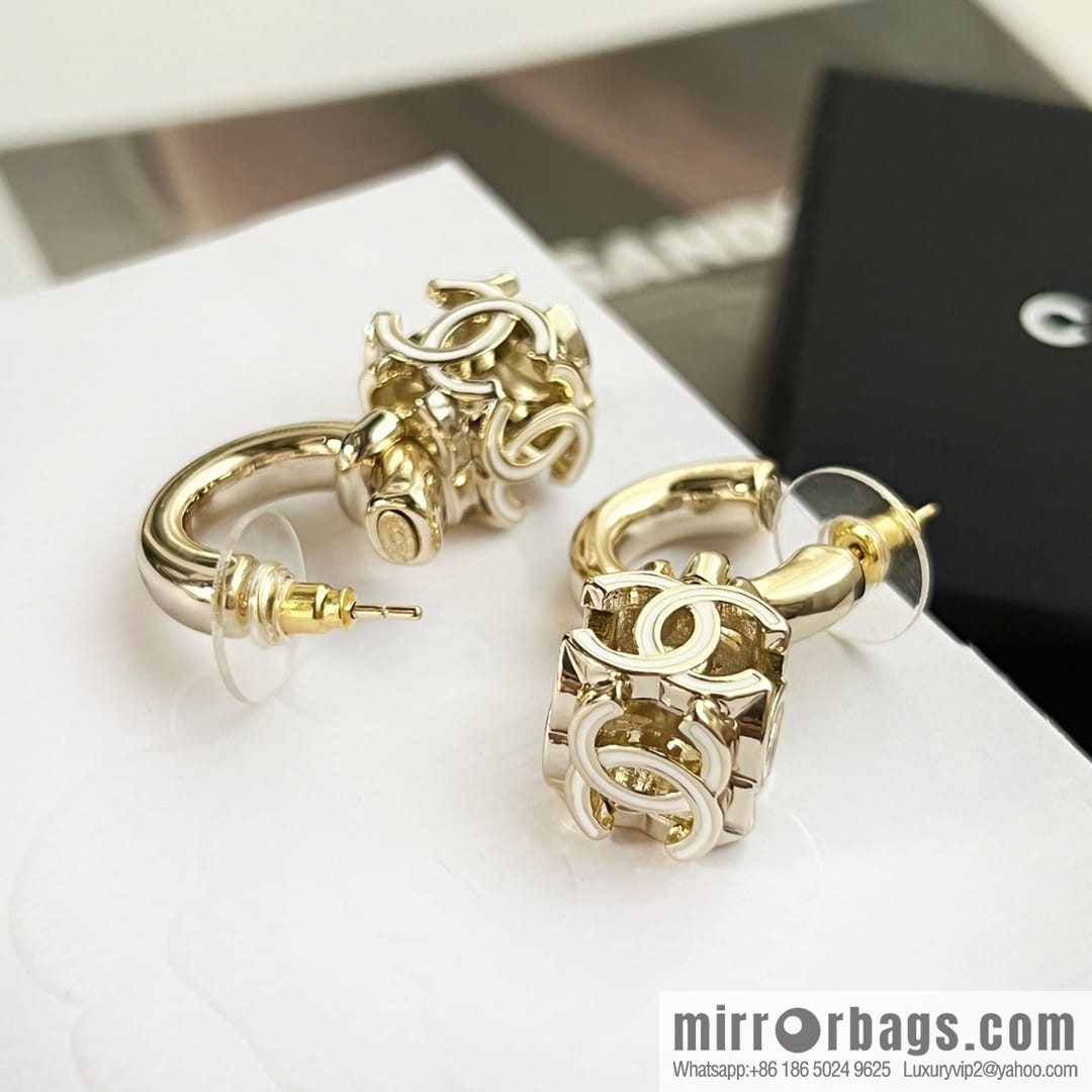 New Chanel c2 double c square stud earrings