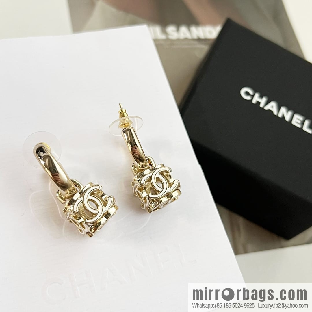 New Chanel c2 double c square stud earrings