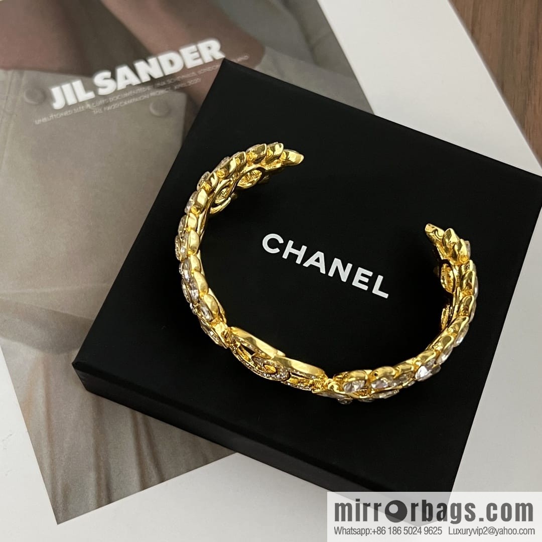 New ☑️ Chanel gold double c wheat ear horse eye opening bracelet bracelet