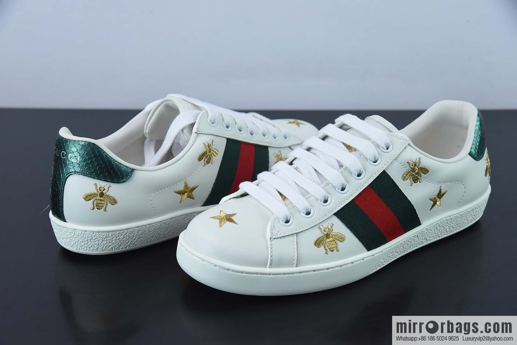 Gucci Gucci white shoes series, classic little bee low-top casual board shoes
