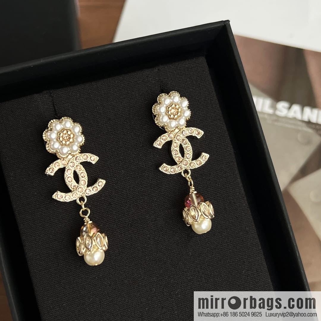New ☑️ Chanel c3 double c pink diamond pearl flower stud earrings