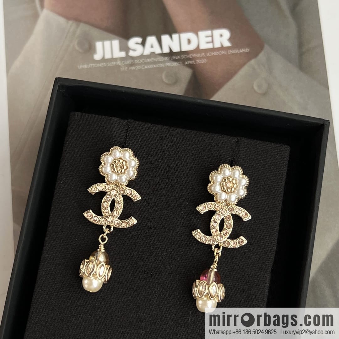 New ☑️ Chanel c3 double c pink diamond pearl flower stud earrings