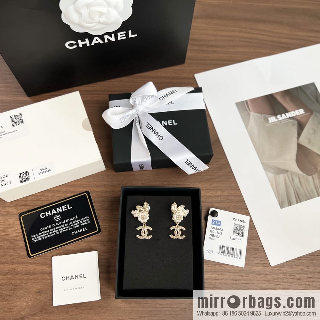 New ☑️ Chanel c2 double c pink diamond flower stud earrings