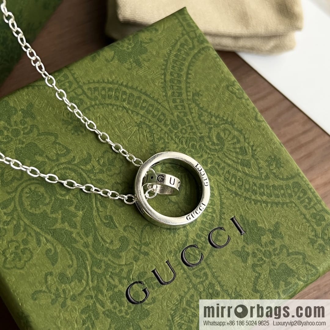 New Gucci Gucci His & Hers double ring necklace