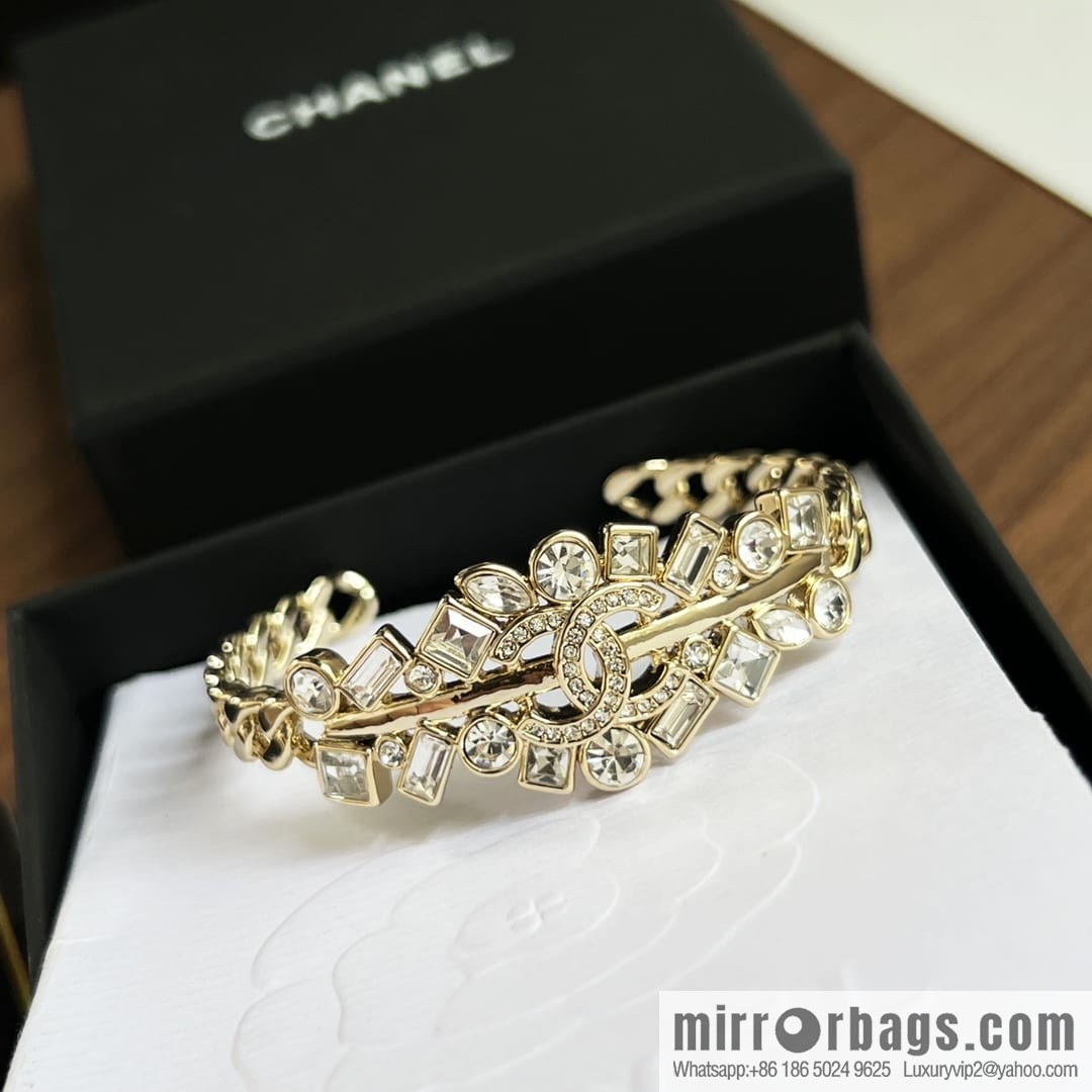 New ☑️ Chanel Double C Full Diamond Opening Bracelet