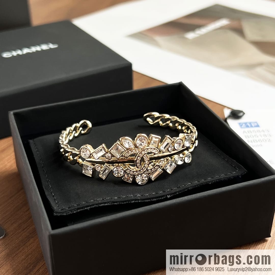 New ☑️ Chanel Double C Full Diamond Opening Bracelet