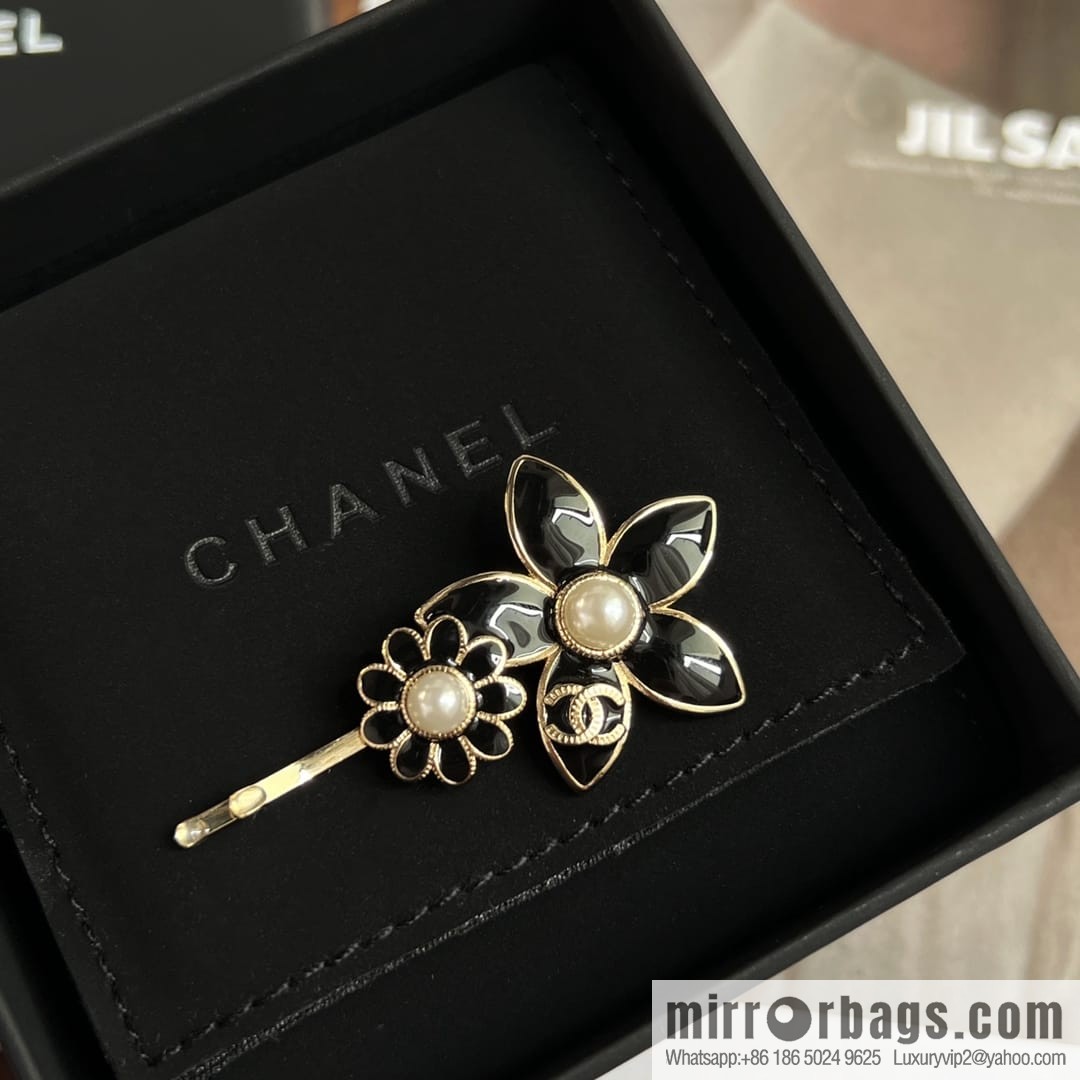 New ☑️ Chanel double c black flower hairpin hairpin