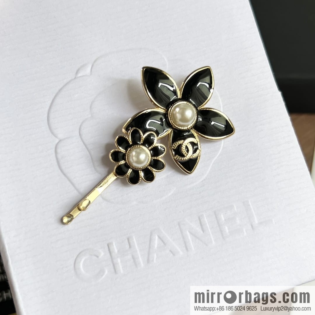 New ☑️ Chanel double c black flower hairpin hairpin