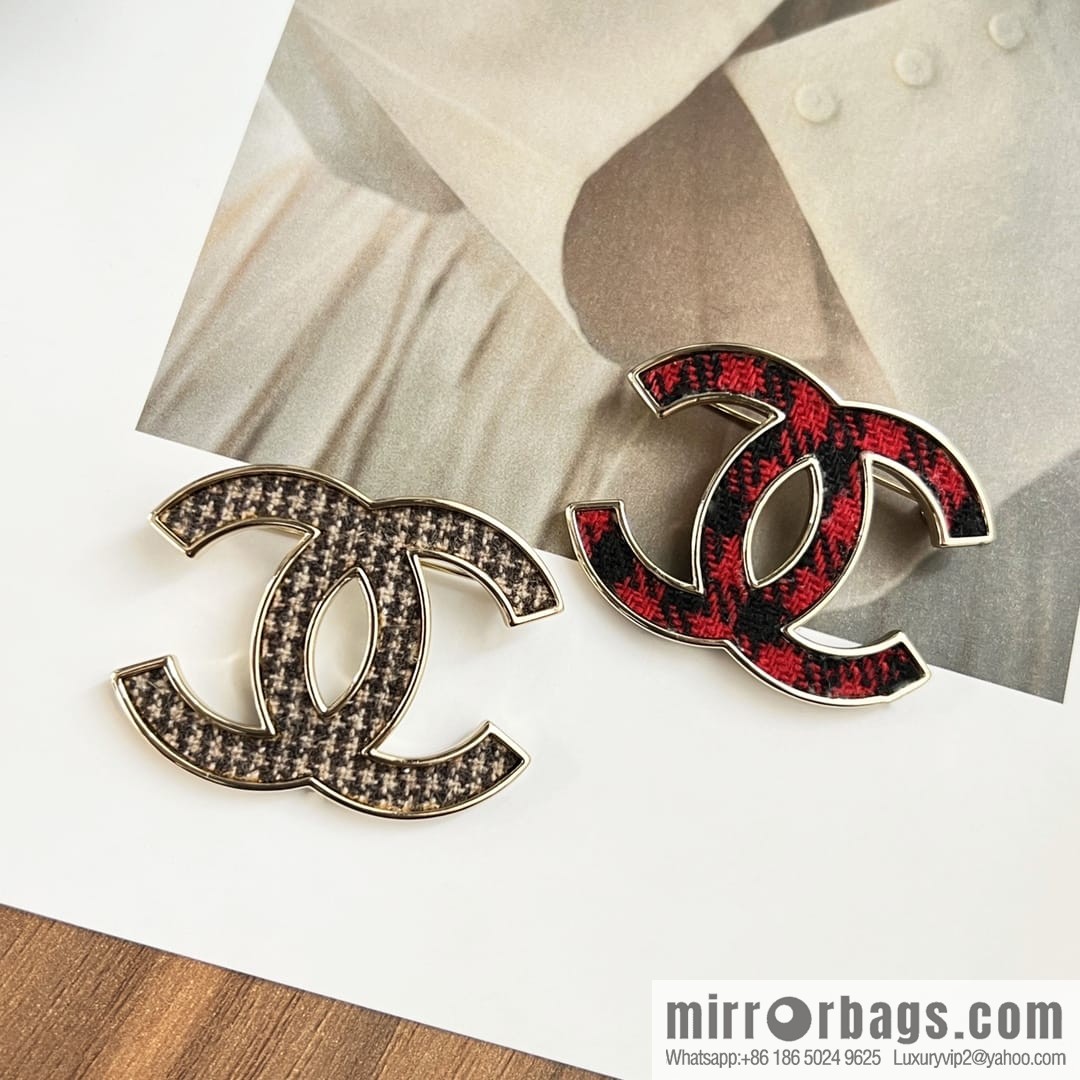 New ☑️ Chanel double c plush brooch