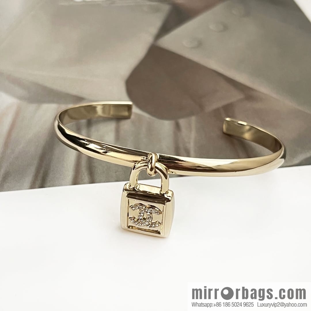 New ☑️ Chanel Double C Lock Opening Bracelet