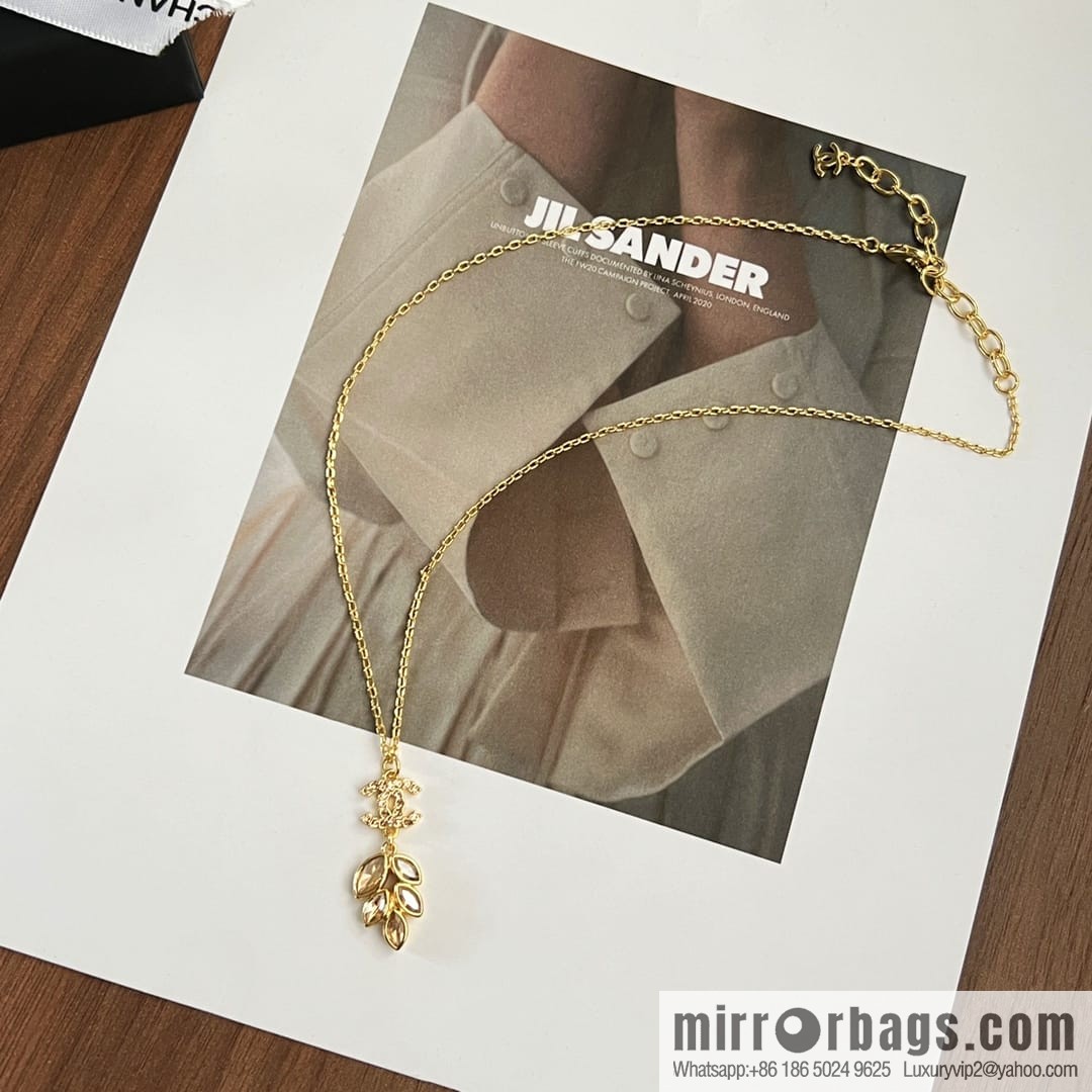 New ☑️ Chanel double c wheat ear gold leaf necklace