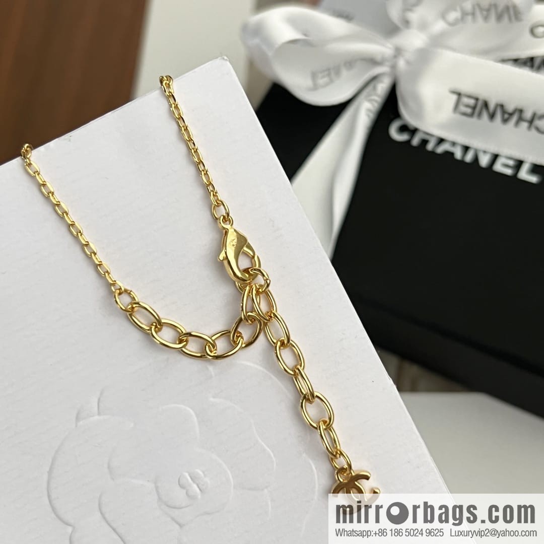 New ☑️ Chanel double c wheat ear gold leaf necklace