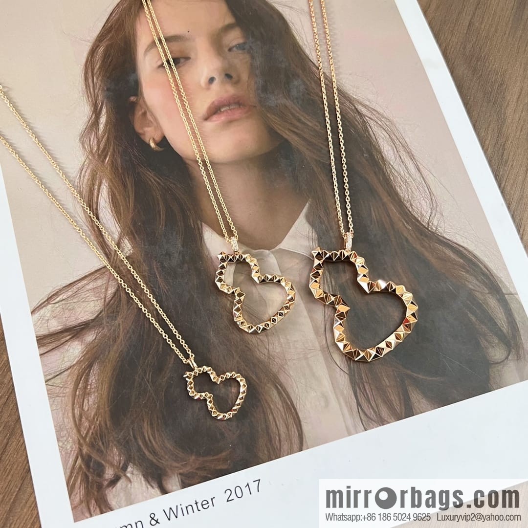 Qeelin 18 rose gold necklace