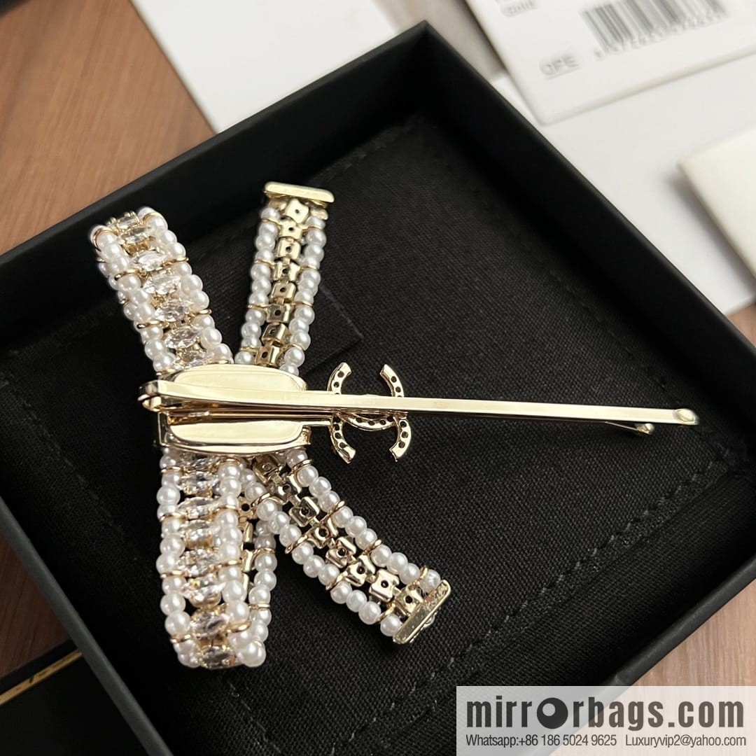 New ☑️ Chanel double c bow hairpin hairpin