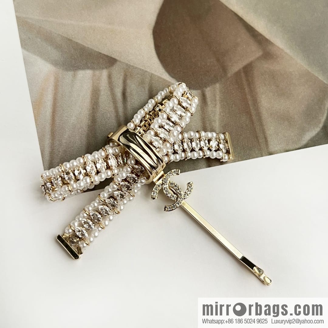 New ☑️ Chanel double c bow hairpin hairpin