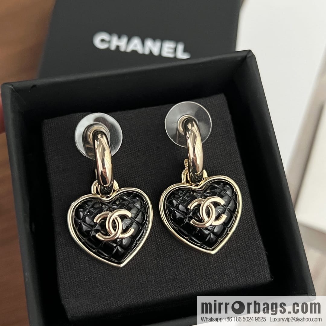 New ☑️ Chanel c2 double c peach heart love stud earrings
