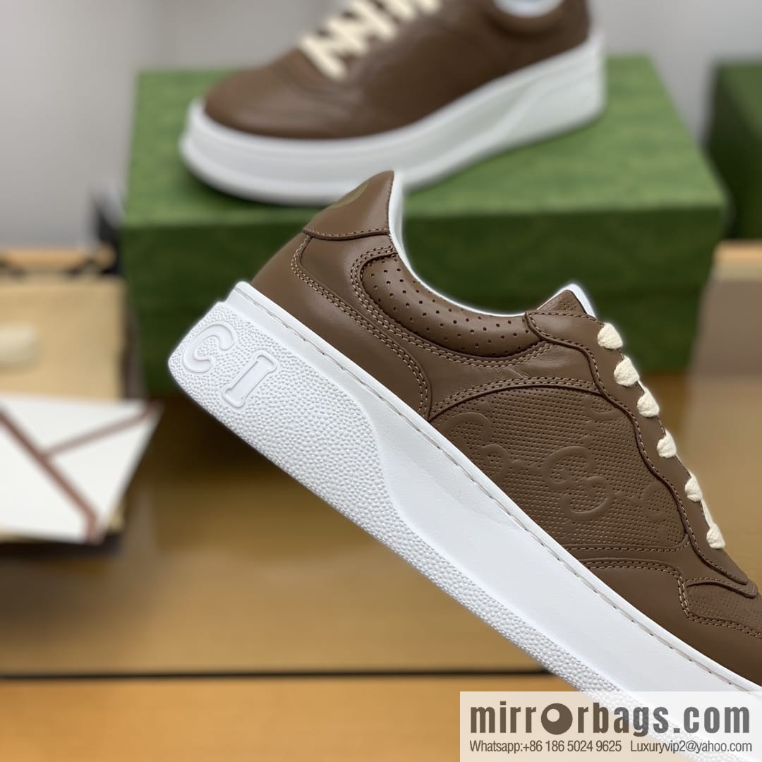 Gucci Gucci uses leather material, GG printed canvas leather men's sneakers