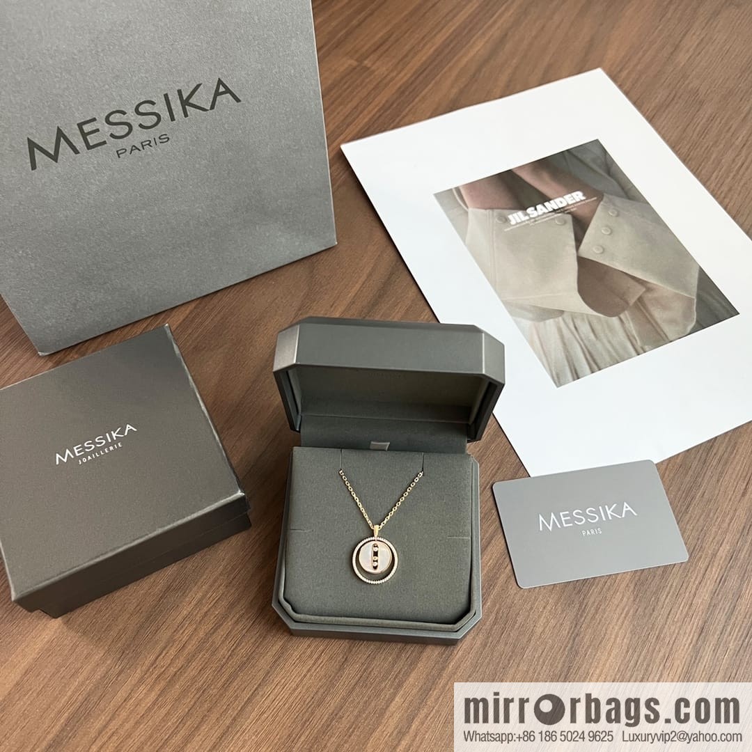 Messika LUCKY MOVE white fritillary necklace