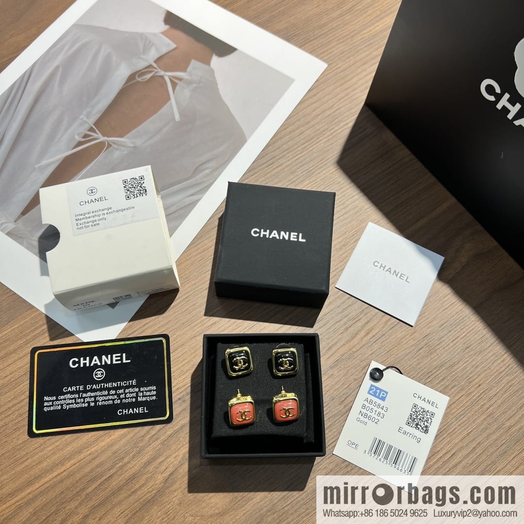 New ☑️ Chanel c1 double c square stud earrings