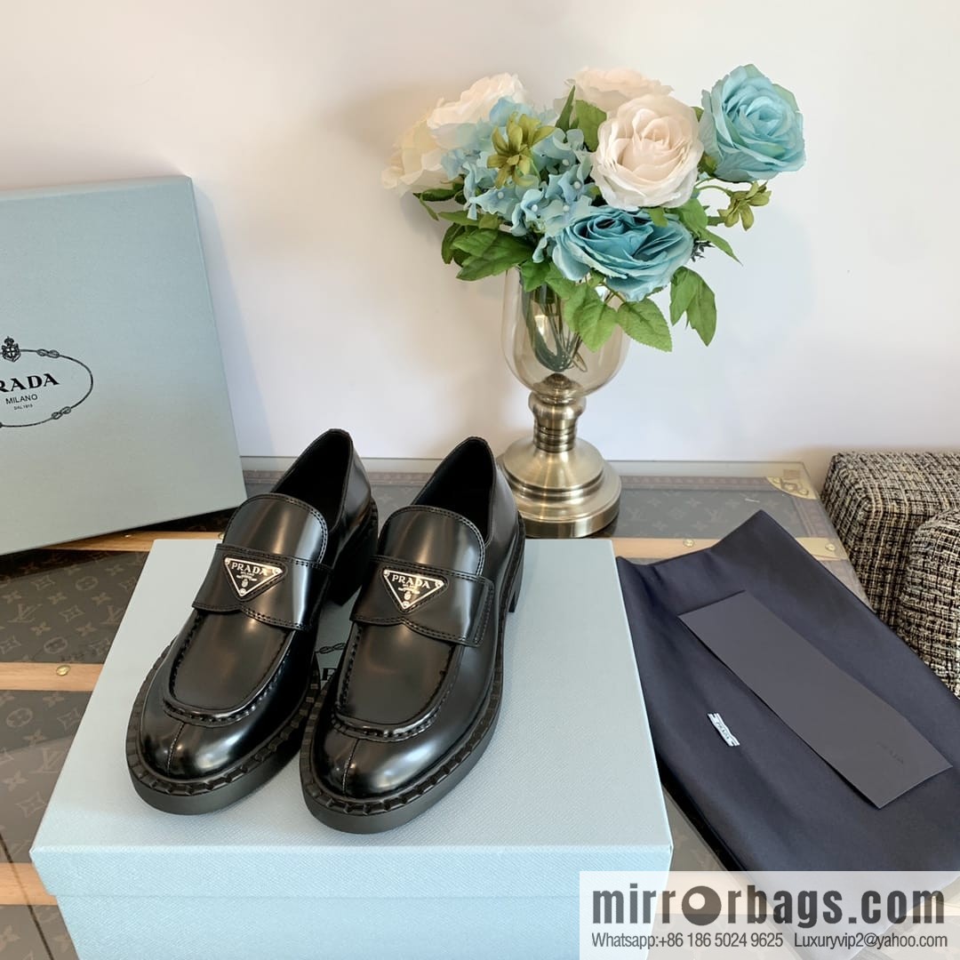 R Prada Vintage loafers