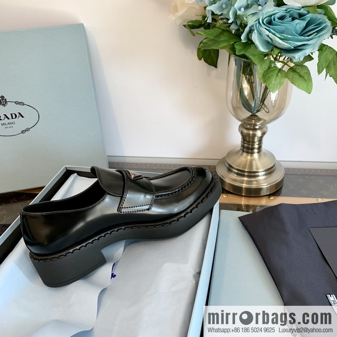 R Prada Vintage loafers