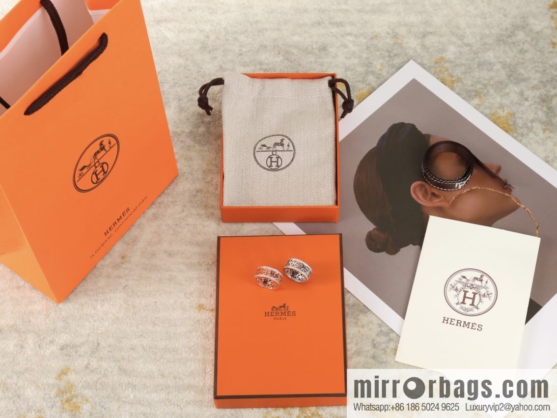 New ☑️ Hermès HERMES pig nose ring