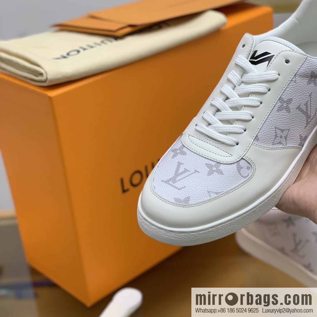 LV/Louis Vuitton men's casual shoes with leather patchwork