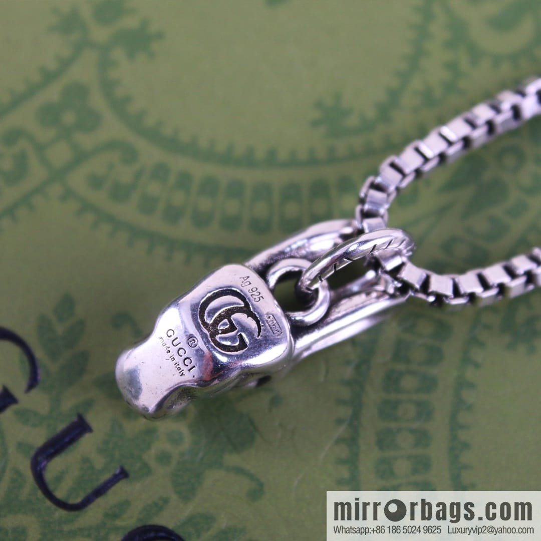 New Gucci gucci rabbit head necklace