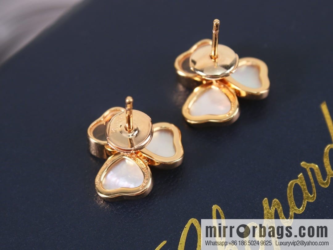 Chopard HAPPY HEARTS three love white shell necklace