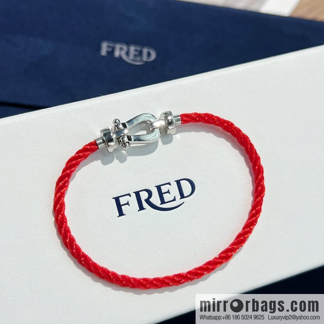 Fred red rope bracelet