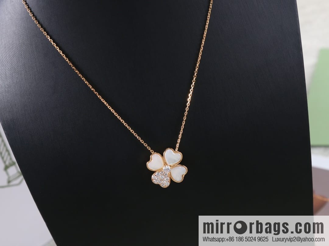 Van Cleef & Arpels cosmos four-leaf clover fritillary necklace