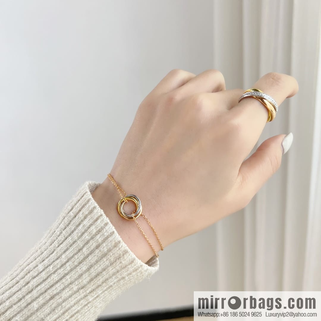 Cartier Trinity series three-color three-ring bracelet